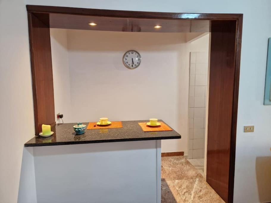La Casa Di Angelica Apartment Каляри Екстериор снимка
