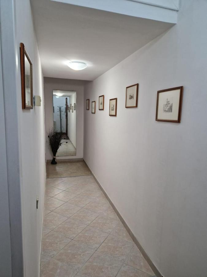La Casa Di Angelica Apartment Каляри Екстериор снимка